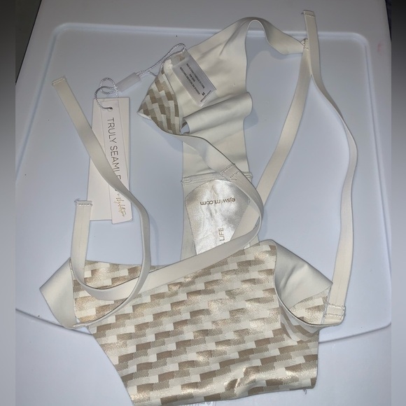 (Bundle & Save - 2 for $25) Elizabeth Jane Shira Cream and Gold Print Bikini set - Picture 7 of 12